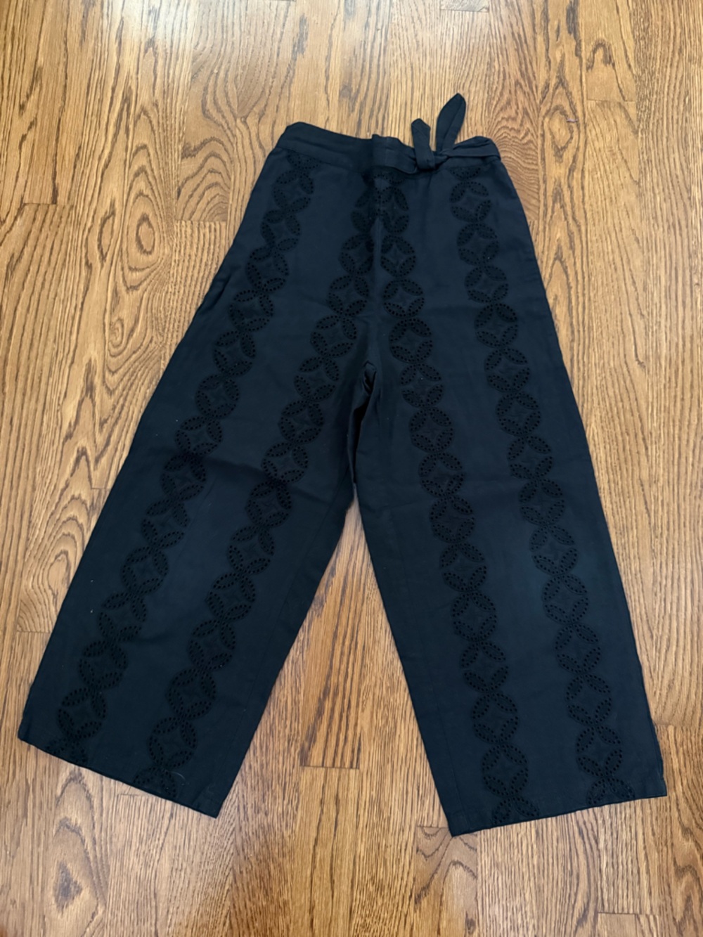 Zara - Girls Black Eyelet Wide Leg Pants – Size 9